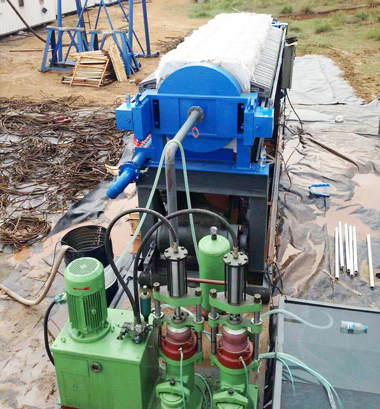 板框壓濾機(jī)4 板框壓濾機(jī)4